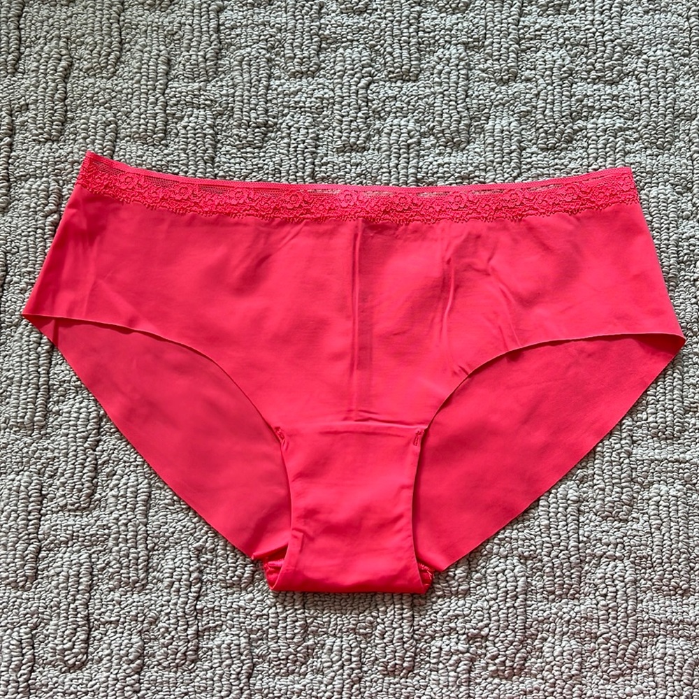 Victoria’s Secret Hiphugger Panty